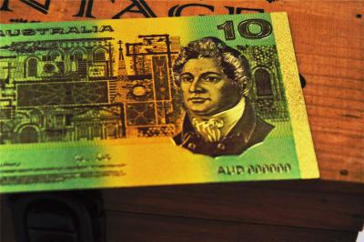 China Old AUD 10 Australian Gold Banknote Golden Art And Craft For Currency Collectors for sale