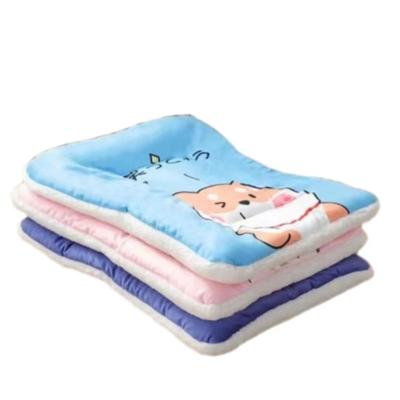 China Large and small dog sleeping heating blanket warm protection cat house bed autumn and winter winter cat protection dog protection pet protection for sale