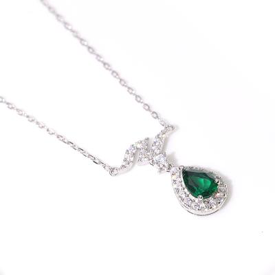 China Natural Green Fashion FFT 925 Sterling Silver Teardrop Stone Pendant Necklace for sale