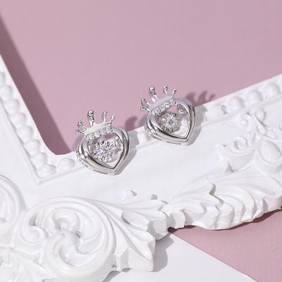 China Cute Hot Sale Platinum Diamond Fashion Love Heart Stud Earrings With Coronation Crown for sale