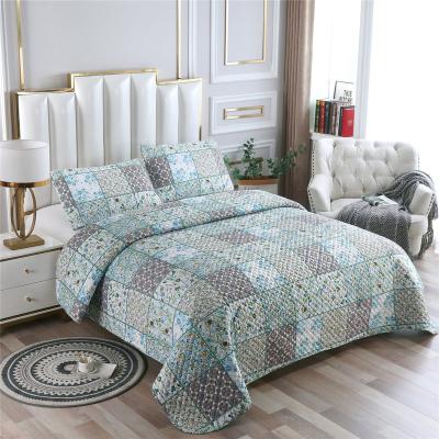 China Home HOMES BEDDING Vintage Hot Selling High Quality Patchwork Printed Living Room Ultrasonic Bedspread for sale