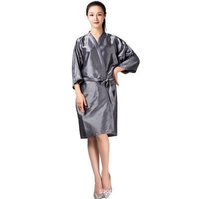 China Custom wholesale beauty polyester hair cape salon long gowns salon shirt waterproof for sale