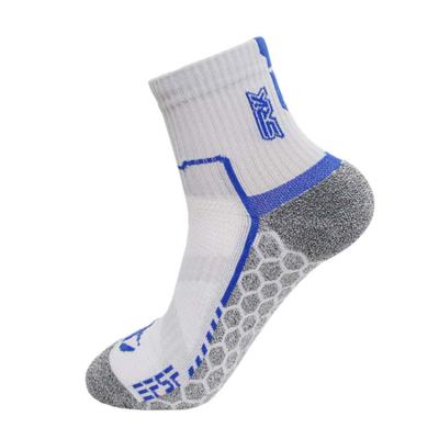 China Sports Cotton Men's And Women's Low Tube Socks Breathable Mid Running Socks Breathable Basketball Tube Socks Sweat-absorbent for sale