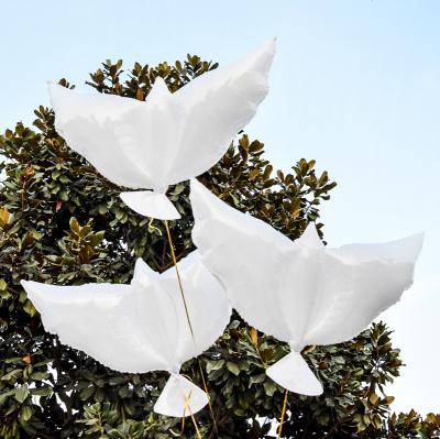 China Decoration Helium Wedding Balloons Flying White Dove Balloon For Wedding Party Decoration for sale