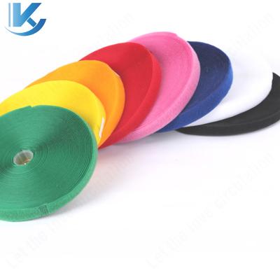 China Self Adhesive Durable 100% Nylon Heat Resistance Tape Hook And Loop Tape For Sports for sale