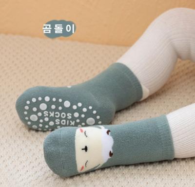 China 2022 New Design Winter Korean Children's Animal Socks 3d Breathable Breathable Dress Winter Warm Cotton Princess Socks Baby for sale