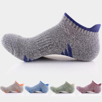 China Antibacterial Antibacterial Socks Mountaineering Socks Antibacterial Outdoor Traction Men's Antibacterial Sports Non-Slip Bottom Socks Wholesale for sale