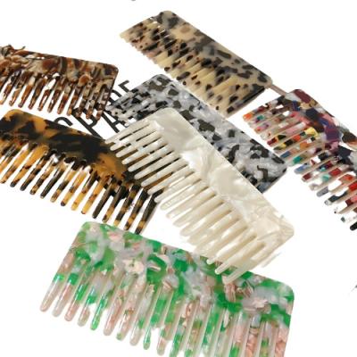 China Simple Design Turtle Shell Hair Combs Wide Tooth Comfortable Floral Custom Hair Comb Acrylic Hair Combs For Salon for sale