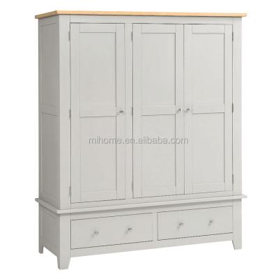 China Solid wood wardrobes with sliding doors free standing / pine wardrobe / triple wardrobes Melbourne for sale