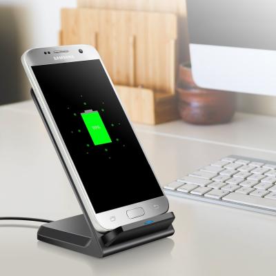 China Fast Charging Qi wireless charger instant mobile phone charger Wireless fast charger support Iphone And Android phones for sale