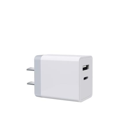 China 28W US PD TRAVEL CHARGER TYPE-C +USB FAST CHRGER for Macbook compatible with HUAWEI QUICK CHARGE QC3.0/QC2.0 for sale