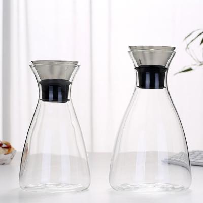 China Modern Danish Style Round Cold Glass Water Jug 1000ml 1500ml Pitcher With Lid for sale