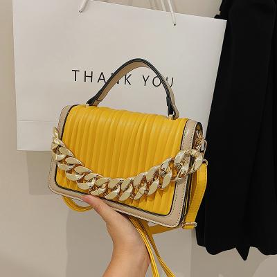 China 2022 new fashion women's bag 2022 wholesale new fashion small bag chain handbag one chain diagonal square bags for sale