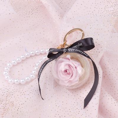 China Romantic Valentine's Day Gifts Bead Rose Flower Acrylic Ball Keychain Immortal Chains for sale