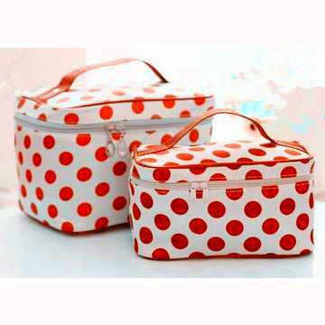 China Hot selling cosmetic bag with dot design. for sale