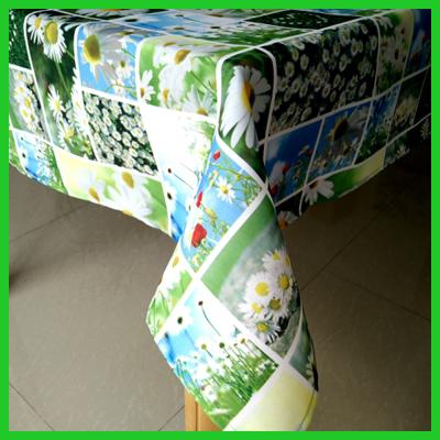 China Printed patched work designs table cloths made of 100% polyester fabrics of 180gsm for sale