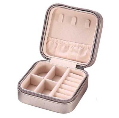 China Eco-friendly Leather Portable Organizer Caja de joyeria Travel Jewelry Box Luxury Mini Size Pu Jewelry Box Wholesale Small for sale