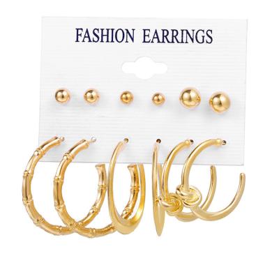 China TRENDY Fashion Guaranteed Good News Quality Appropriate Prices Fashion Stud Earrings For Women for sale