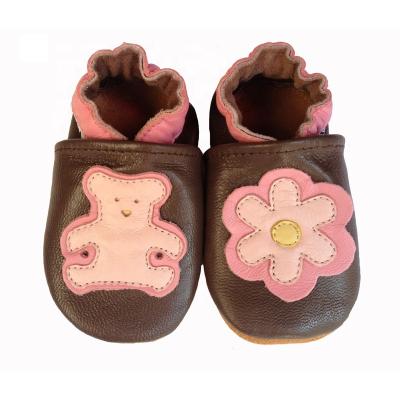 China Anti-Smell Newborn Baby Shoes Custom Soft Crib Shoes Small MOQ for sale