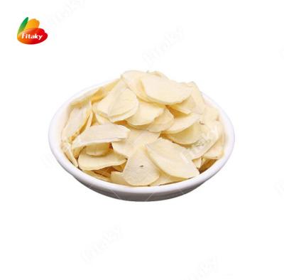 China Dried 2022 Factory Product High Quality Garlic Slices Natural Healthy Dehydrated Garlic Flakes for sale