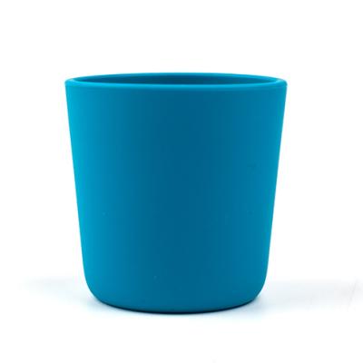 China 100% Food Grade Reusable Multicolor Unbreakable Sustainable Silicone Drinking Water Cups For Travel for sale