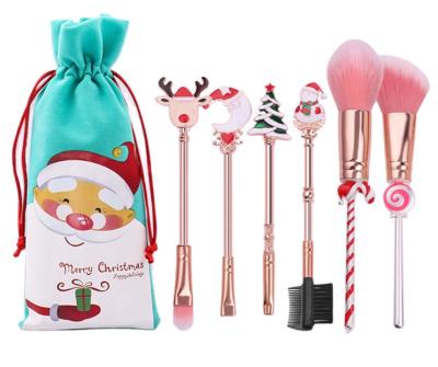 China Angular Blush 2021 Professional Yihuale Sweets Christmas Makeup Brush Elk 3 Cute Portable Mini Makeup Brush for sale