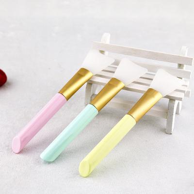 China Mini Aluminum Olive DIY Face Makeup Mask Brushes Soft Silicone Makeup Brush Applicator for sale