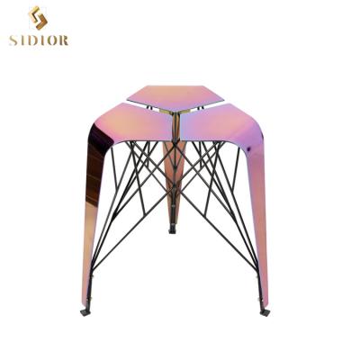 Chine Tabouret coloré dinant portatif à la maison d'acier inoxydable de selles de chaise de conception de café unique moderne original de selles à vendre