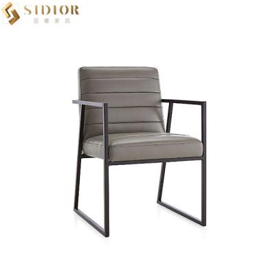 China O restaurante de couro do quadro luxuoso do metal preside 82cm Grey Pu Dining Chair à venda