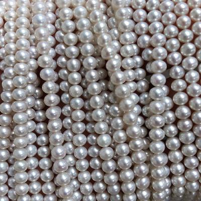 China Round Freshwater Pearl 5-5.5mm Freshwater Pearl Strand Good Luster And Shape for sale