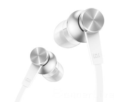 China Perfect Sound Xiaomi Series Product Xiaomi Official Authorized In-ear Stereo Headphones Piston Microphone MI Earphone for sale