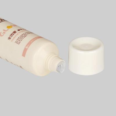 Chine tube cosmétique en plastique fait sur commande de crème de BB de tube de lavage du visage 30-110ml avec le couvercle à visser à vendre