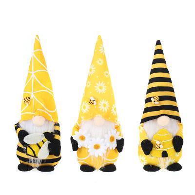 China New Handmade Bee Festival Window Decoration Supplies Rudolph Faceless Doll Cute Dwarf Doll Ornaments for sale