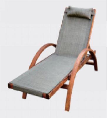 China 94cm Foldable Sun Lounger Solid Wood Textilene Curved Armrest Multi Position for sale