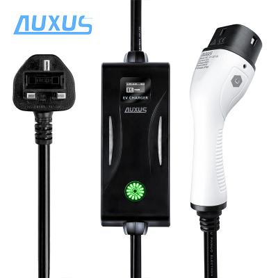 China Hot Selling Portable EV Charger 16A 3.5KW EV Power Bank For Electric Car Charging LCD Display L210xW85xH48(mm) for sale