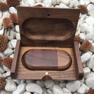 China Handmade log drive flash usb and box for engraved 1gb pendrive for sale