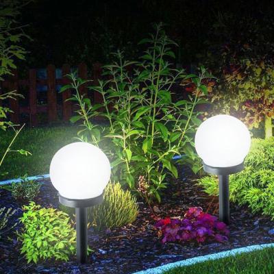 China Outoors Patio Pathway Landscape Garden Solar Powered Light Amorphous Ball Shaped Led Garden Lights Solar Powered for sale