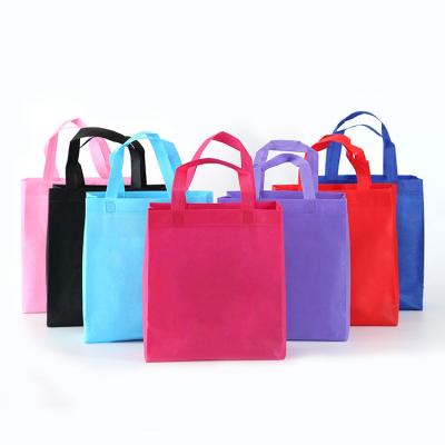 China Logo Reusable Customized Shopping Bags Custom Made Eco - Friendly , Non Woven Shopping Bags for sale