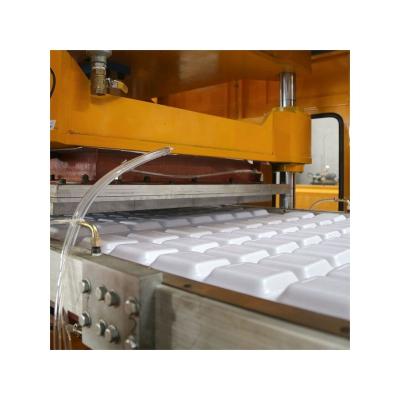 China Hotels Full Automatic Plastic Thermoforming Machine For Biodegradable Tableware Small Plastic Forming Machine for sale