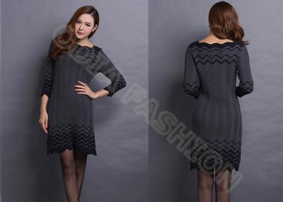 China El cuello rizado moda raya los suéteres para mujer del jersey viste de largo la cintura estrecha en negro en venta