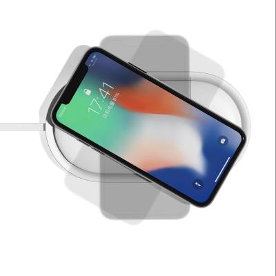 China High Quality Super Fast Charging Small Mobile Phone Wireless Charger for sale