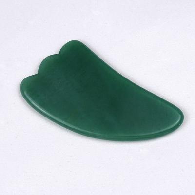 China Whitening Horn Shape Green Aventurine Gua Sha Stone Green Jade Gua Sha Sha Face Tool for sale