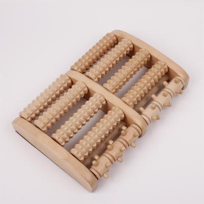 China Blood Circle Stimulate Wholesale Custom Wooden Natural Wooden Foot Massager Roller Foot Massager Tools Foot Massager for sale