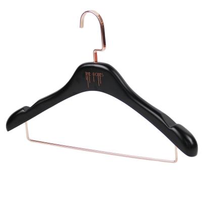 China luxury & YT level good quality custom brand black wooden hanger with metal bar logo custom dress hanger for sale