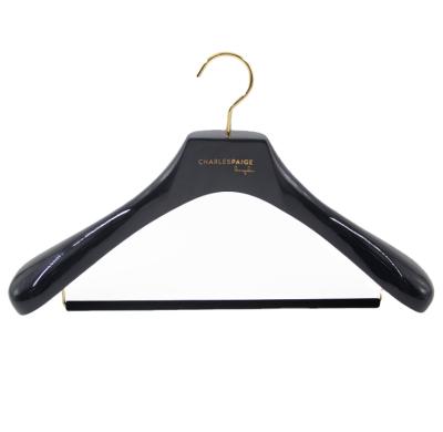 China luxury & good quality luxury custom level tailor suit hanger bespoke wooden suit hanger with custom logo for sale