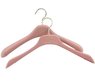 China YT multifunctional fancy pink velvet flocked plastic hanger velvet hanger with gold logo for sale