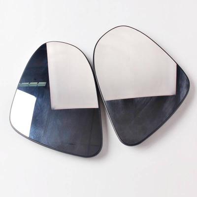 China 2 Pcs Mirror Glass Car 305*407 Appropriate Prices Quality Guaranteed for sale