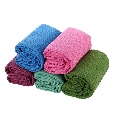 China Wholesale Purple Microfiber Hypoallergenic Non Slip Yoga Towel With Silicone Dots for sale