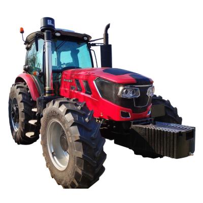 China Ariculture Huabo AC Cabin 4wd Tractors Price , Cheap Canopy 2104 Farm Tractor For Sale for sale