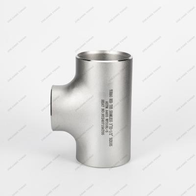 中国 ASTM A403 スタッドレスタイヤの溶接管のフィッティング 販売のため